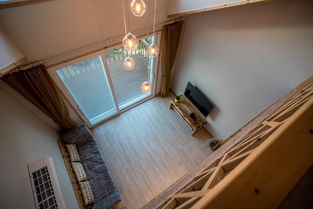 Jeju 542 Pension Seogwipo Zimmer foto