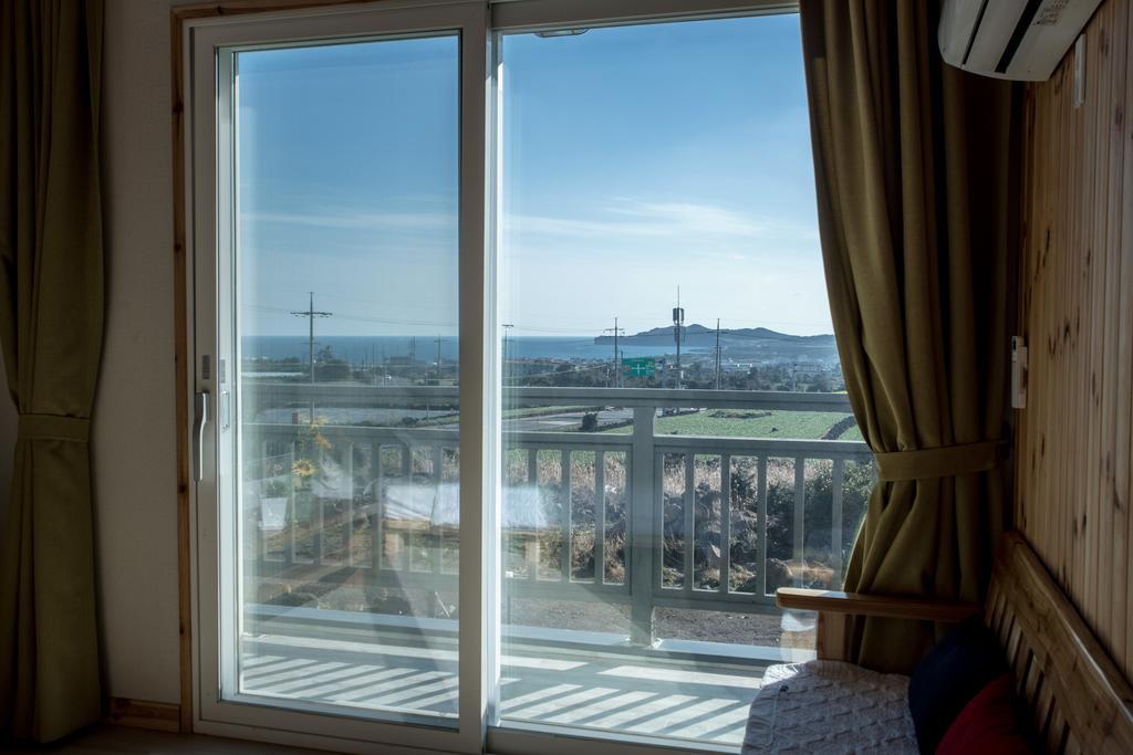 Jeju 542 Pension Seogwipo Zimmer foto